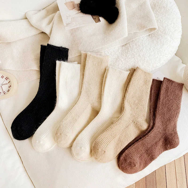 

New Fashion Autumn Winter Cashmere Cozy Cotton Women Warm Socks White Quality Solid Color Middle Tube Thick Girls Slouch Socken