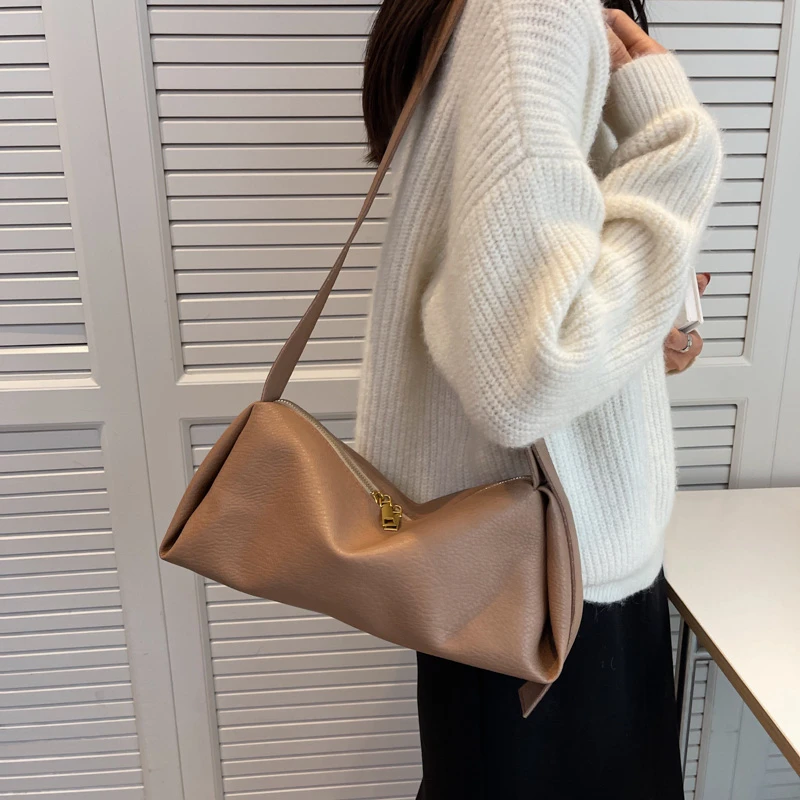 Luxury Brand Small Bucket Crossbody  for Women 2023 Winter Trend Vintage Designer Leather Handbags and Purses Shoulder Bag