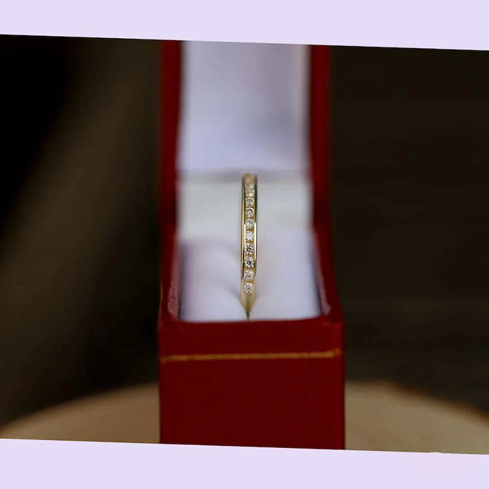 Обручальное кольцо с камнями 1 3 мм выращенным в лаборатории бриллиантами