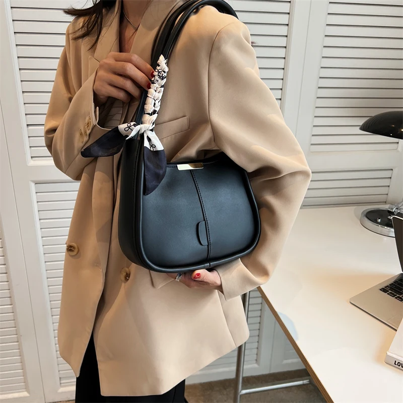 2023 Famous Brand Trendy Fashion Small PU Leather Women's Designer Ribbon Handbags Cute Totes Luxury One Shoulder Bags