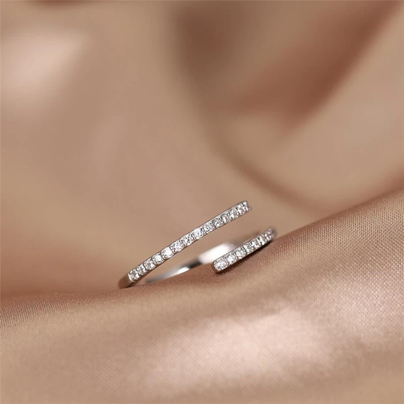 

Fashion Jewelry Sole Memory Rhinestone Shiny Cool Zircon Silver Color Ring Female Resizable Opening Rings