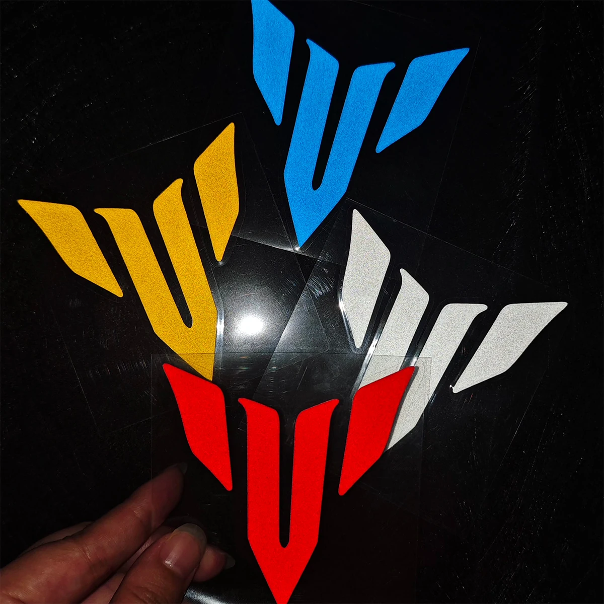 Светоотражающая виниловая наклейка на мотоциклетный шлем с логотипом Mt