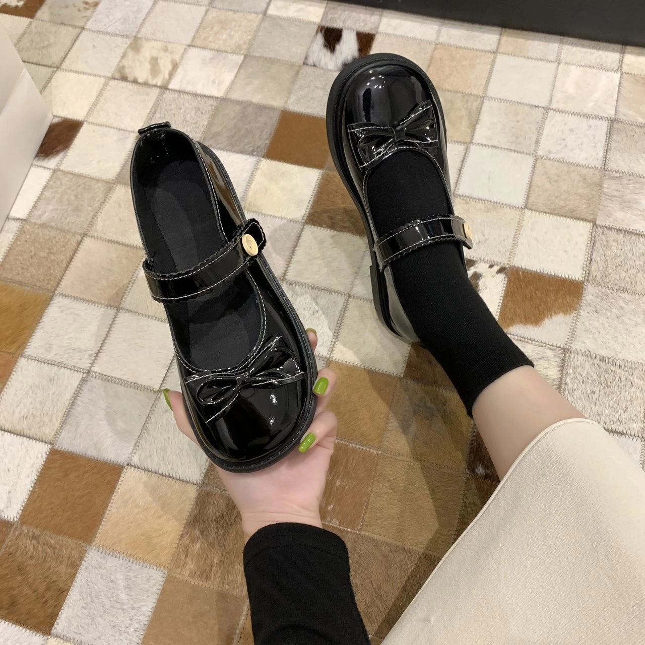 

Новинка 2023, униформа в японском стиле, черные кожаные туфли на толстой подошве и пуговицах с круглым носком, Женская обувь в британском стиле Мэри Джейн