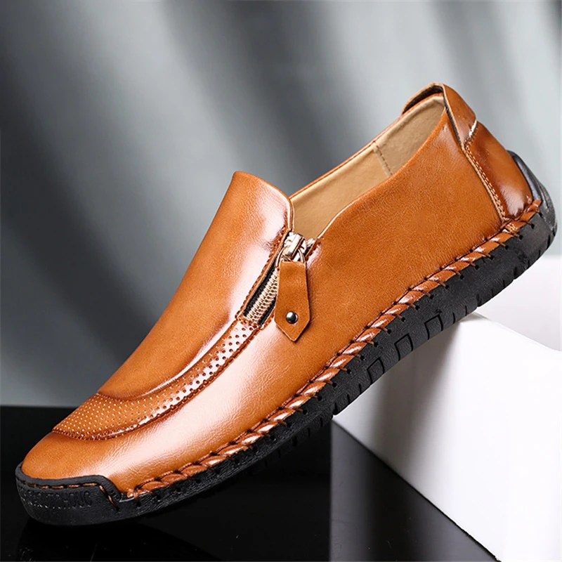 

Мужские кожаные туфли, новинка 2022, повседневная обувь, водонепроницаемые Нескользящие черные мужские кожаные туфли для мужчин среднего воз...