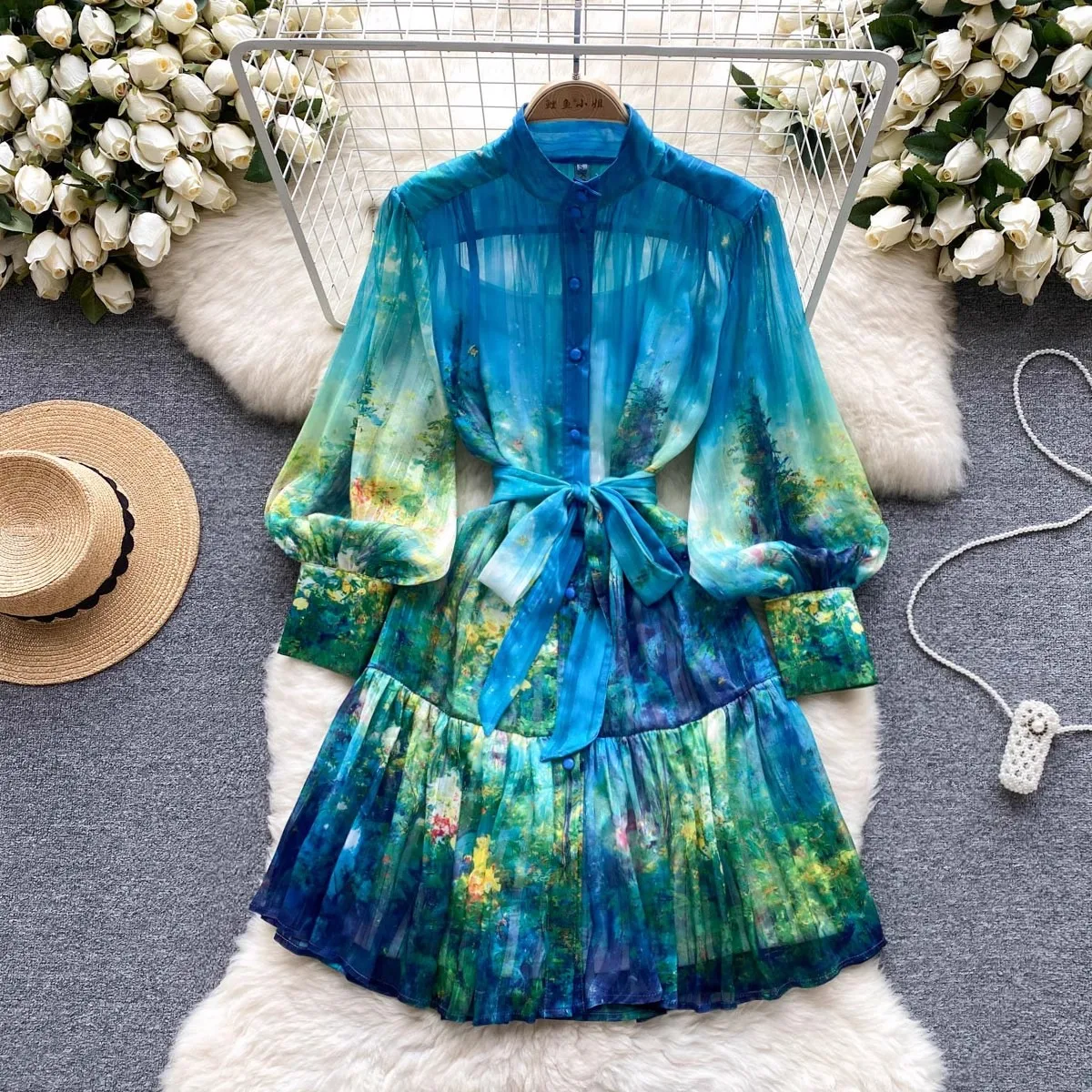 

NewRunway синие цветочные платья мини для женщин Очаровательное шифоновое праздничное платье с воротником-стойкой и длинным рукавом-фонариком с поясом