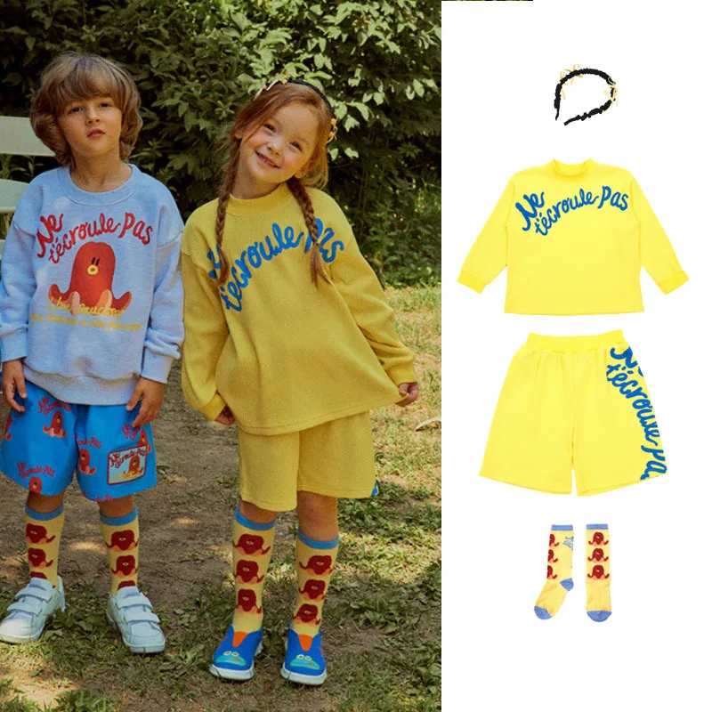 

Kids Sets 2023 Autumn New Brands Korea Boys Waffle Sweater Sets Girl Cute Socks Hair Bands for Autumn Clothes