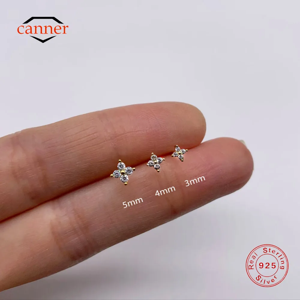 Женские серьги-гвоздики из серебра 925 пробы с фианитом