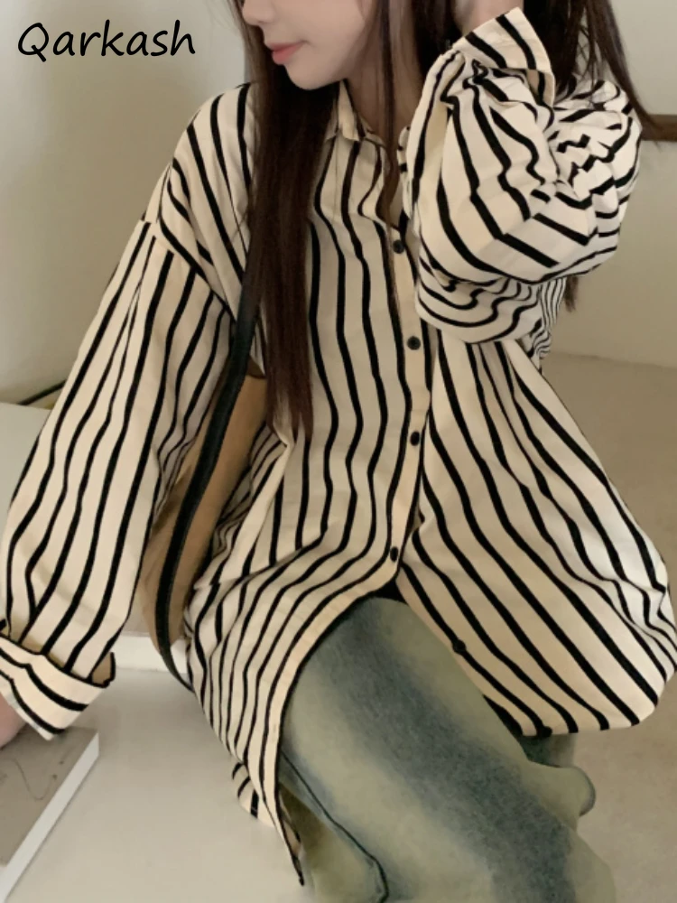 Рубашки женские молодежные новые повседневные свободные изящные свежие с