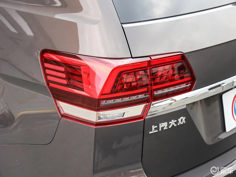

Задсветильник фонари для Volkswagen VW Teramont
