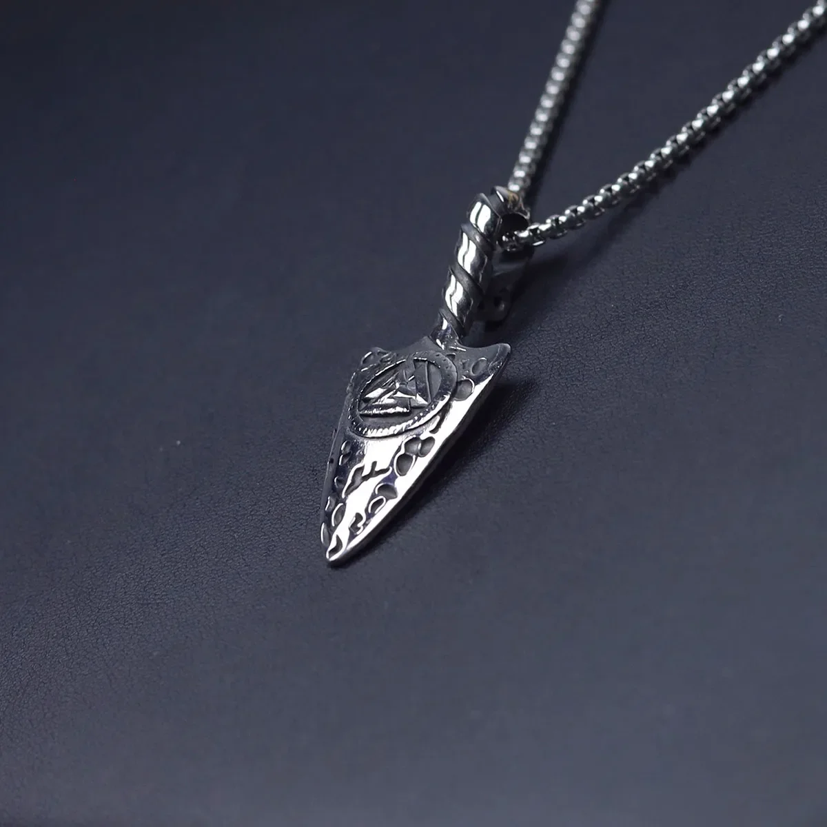 Новое ретро ожерелье с щитом архангела для подарка из нержавеющей стали кулон
