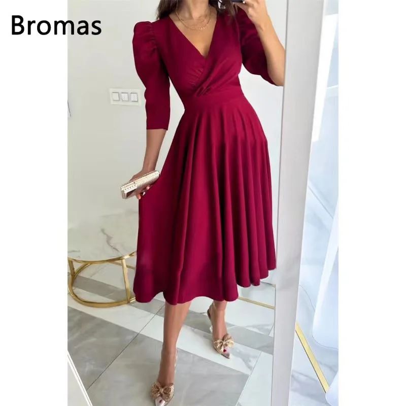 

Women's Deep V-Neck Elegant Party Dress Women's Simple Fashion Solid Color Sexy Slim Style Big Swing Dress