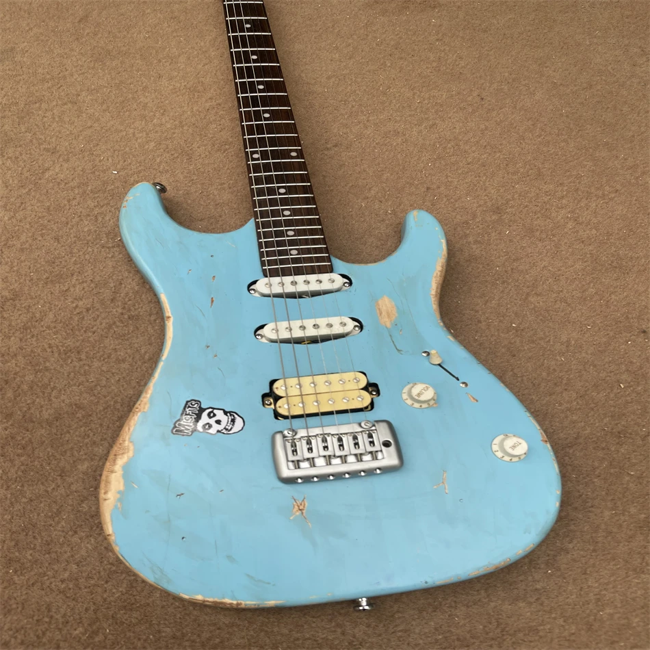 

High-quality antique electric guitar, handmade, logo neck can be replaced, can be customized, free shipping