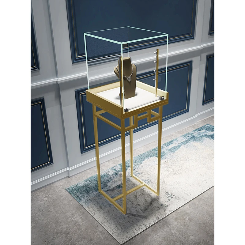 На заказ. Стеклянный выставочный шкаф для ювелирных изделий зал