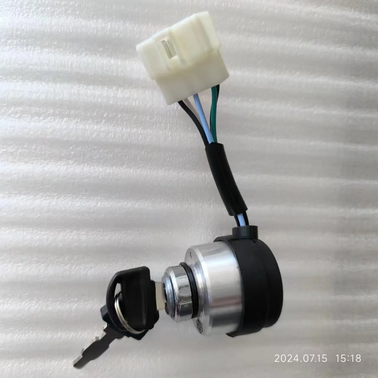 

XIONGDA Start Switch Ключевой переключатель 5-проводной