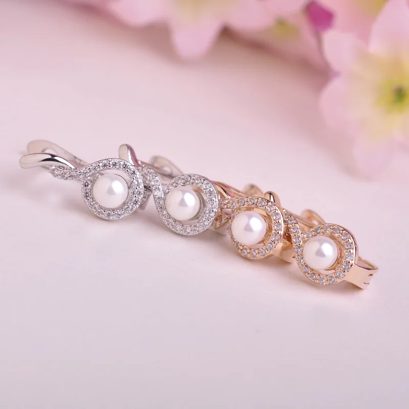 Женские серьги-подвески с искусственным жемчугом Blucome золотистые крючками в