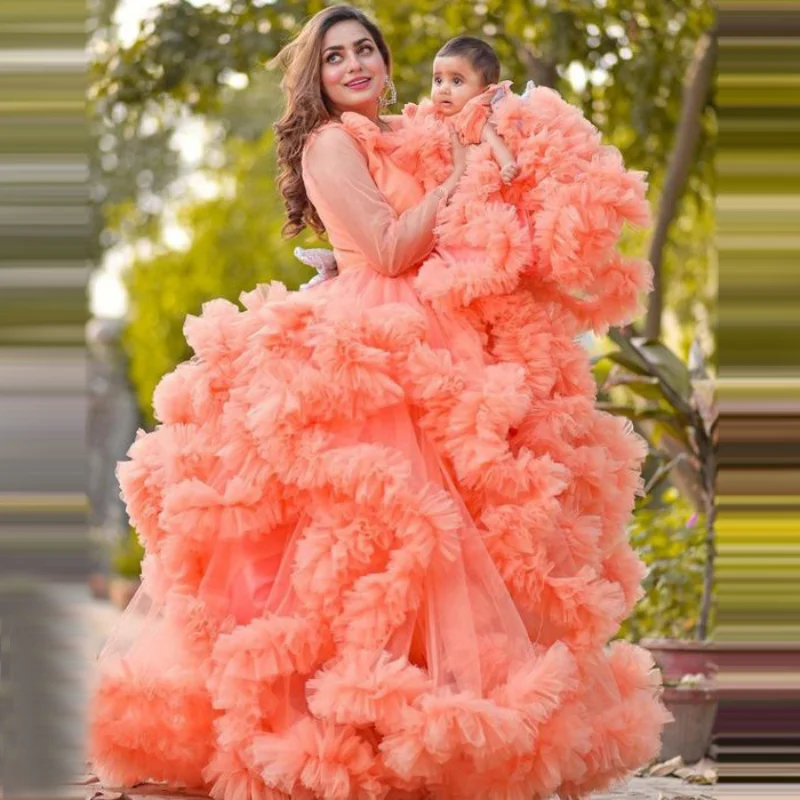 Luxury Coral Mother And Daughter Tulle Dresses Long Sleeves Extra   Puffy Ruffles Family look Baby Showers Photo Shoot Prom Gown