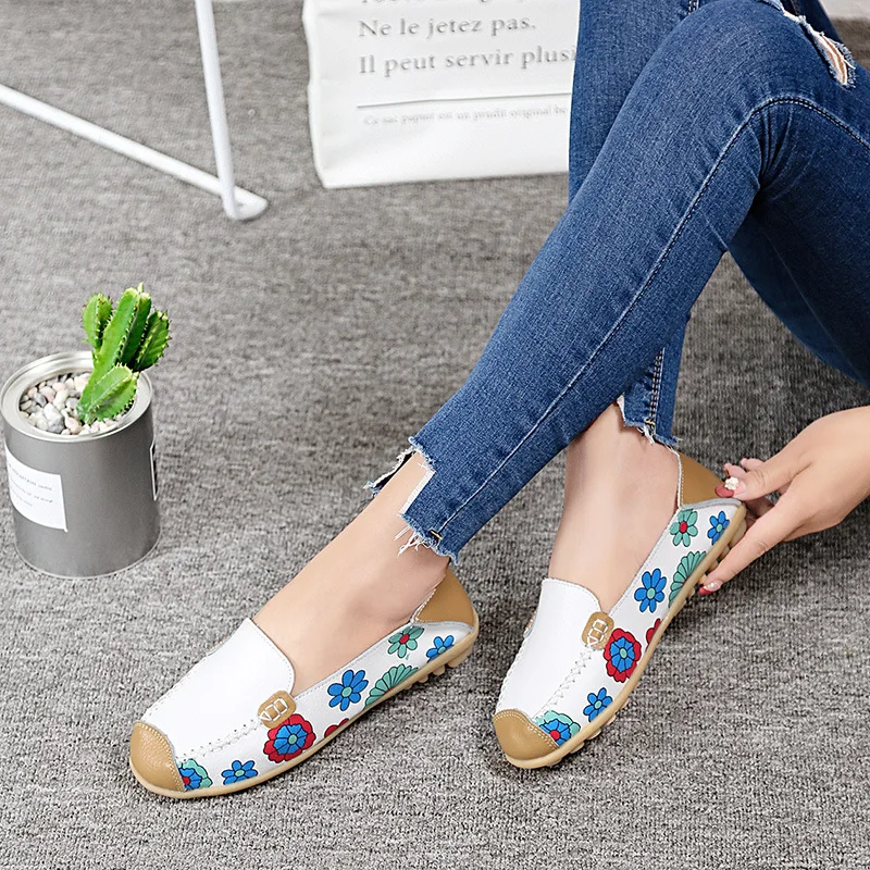 

Women's shoes 2021 summer mother shoes flower hollow printing casual single shoes shallow mouth round toe flat