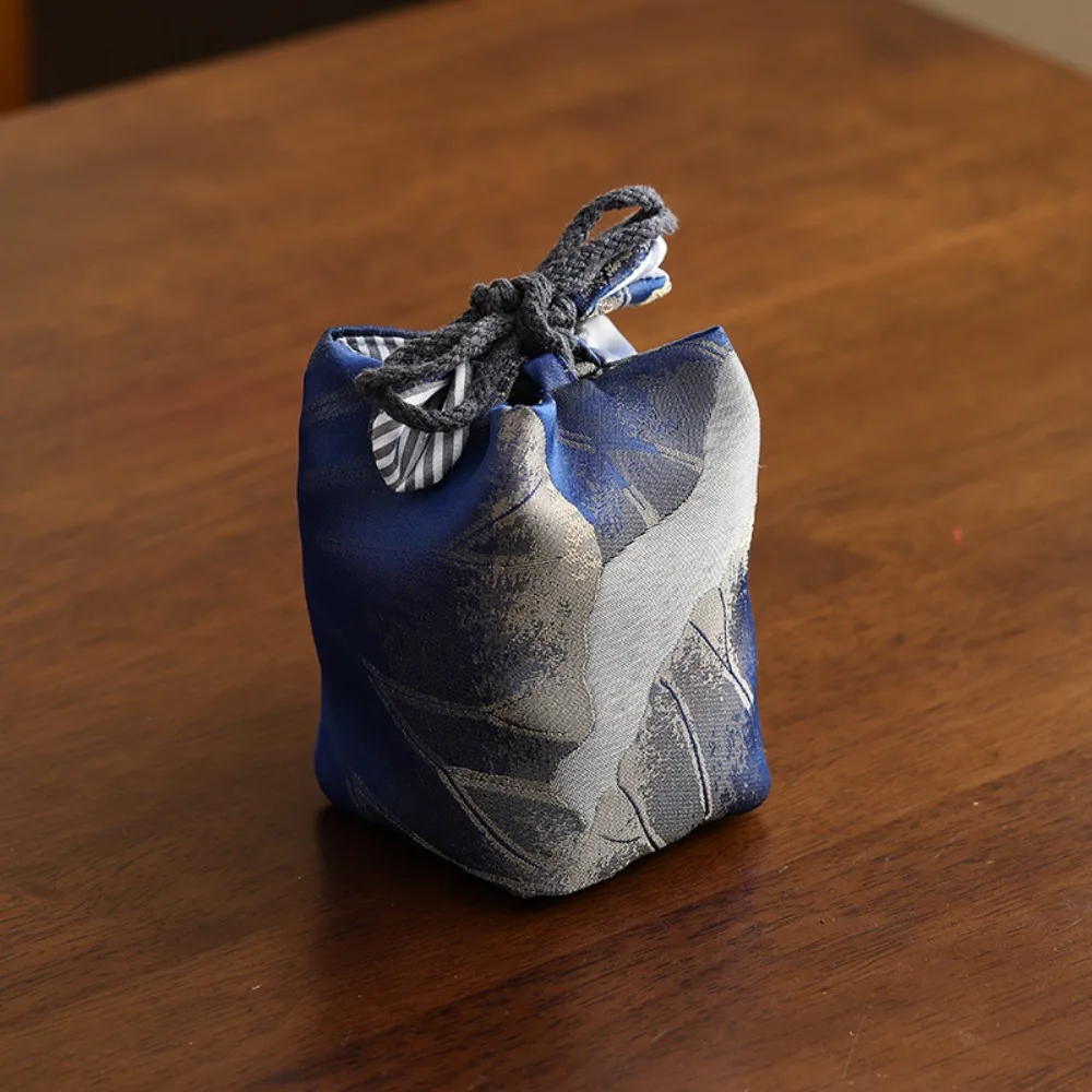 

Китайский тканевый чехол для чашек из полиэстера