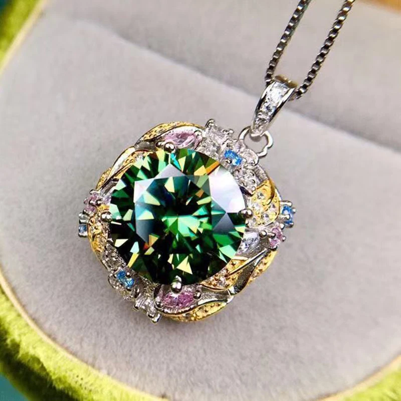 New Domineering Green Moissan Diamond Pendant Colorful 5 Carat Necklace Inlaid Jewelry Accessories |