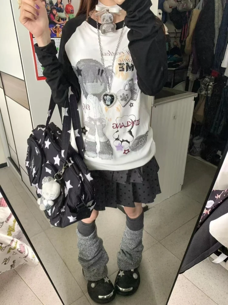 Фото HOUZHOU Y2k белые милые аниме Juminocore женские футболки Harajuku черные футболки с длинными рукавами в японском стиле большие повседневные футболки Kawaii №4
