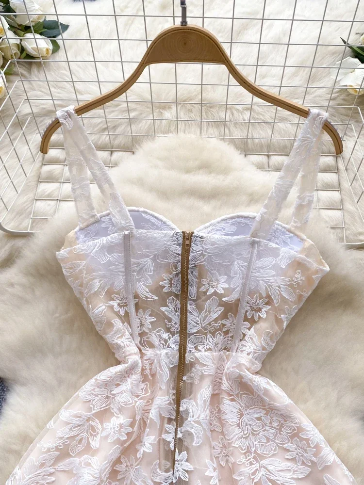 Женское платье с вышивкой сексуальное женское официальное летнее на бретельках