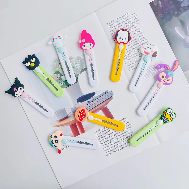 

Sanrio Cute Mymelody Cinnamoroll Kuromi Kawaii Utility Knife Portable Small Mini Box Opener Unpack Express Office Paper Cutter