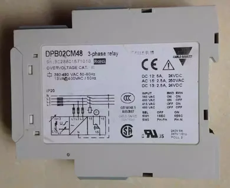 Новое оригинальное защитное реле для контроля трехфазного напряжения Карло