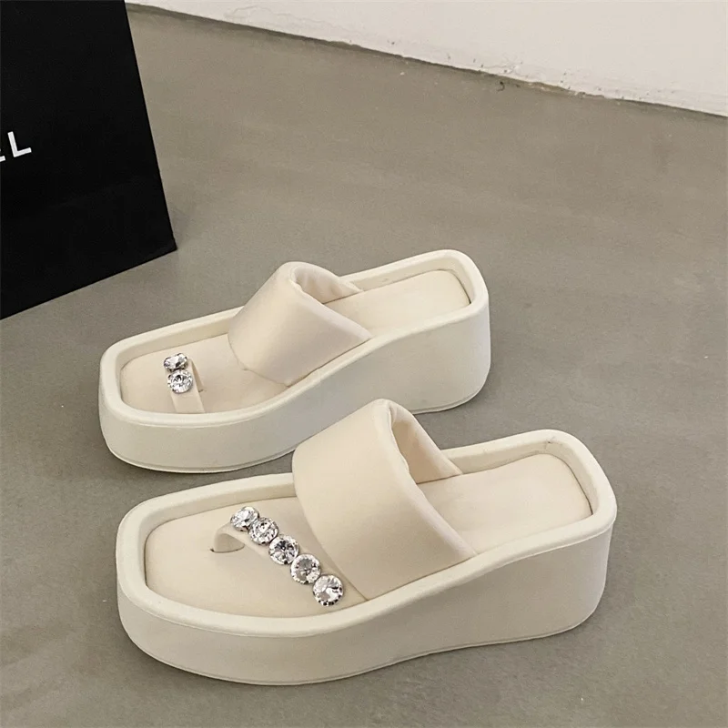 2023 Summer New Clip-toe Crystal Slippers Women Wedges Platform Shoes Fashion Flip-flops Fad Dress Sandals Casual Beach Slides