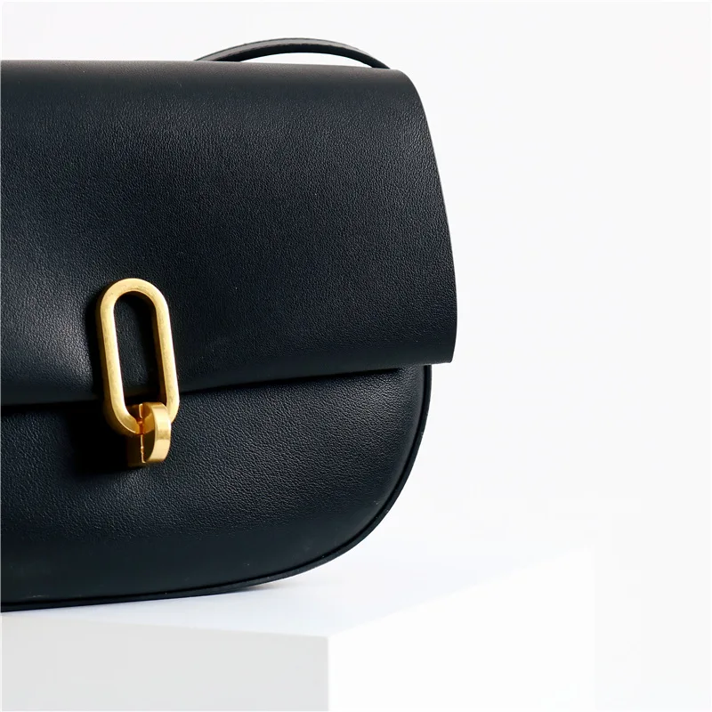 New Fashion Women's Bag Solid Color One Shoulder Crossbody Small Bag Fashion Genuine Leather Half Round Crossbody Saddle Bag