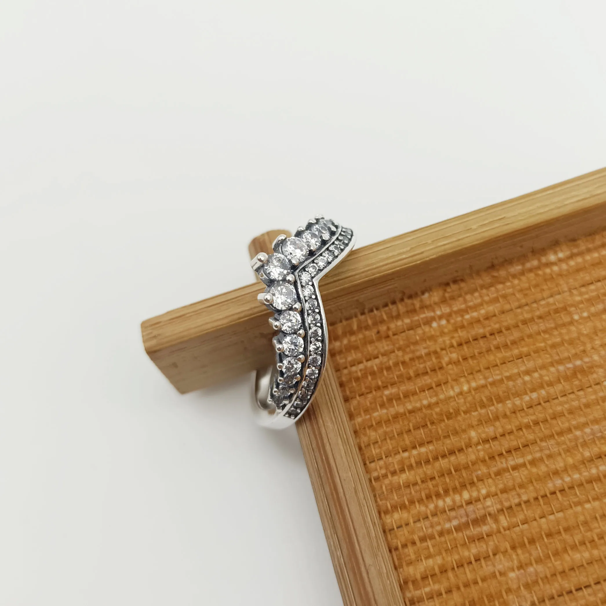 

Silver Princess Wishbone Ring High Quality Jewelry Factory Wholesale