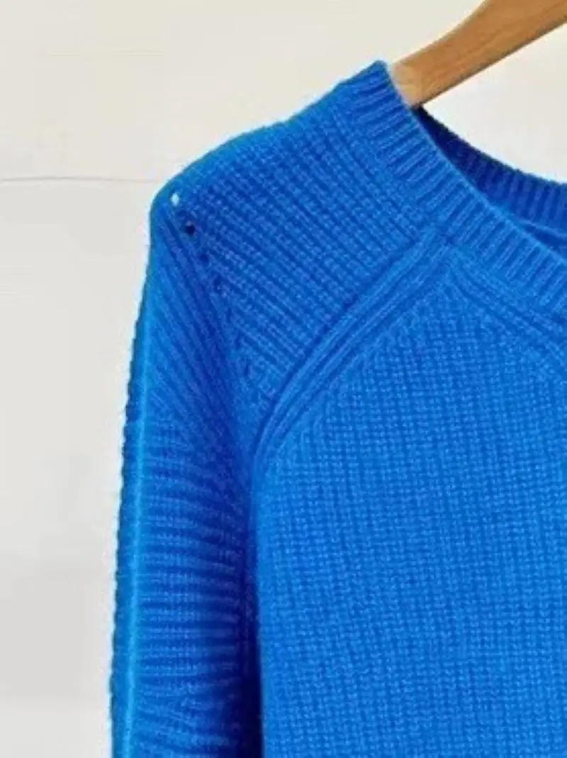 

Women Pullover Hollow Out V-Neck Long Sleeve Solid Color Simple Knitting Sweater