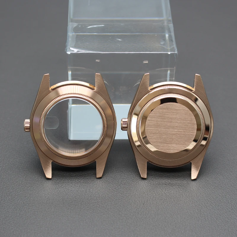 Часы из розового золота с сапфировым стеклом 36 мм 40