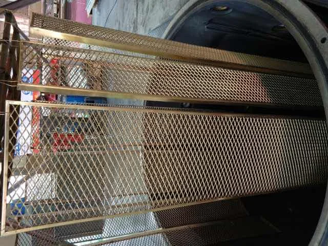 Золотая панель из нержавеющей стали SUS 304 201 лазерная резка разделитель стен в