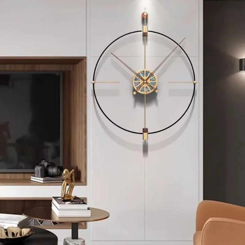 

Classic Fashion Wall Clock Modern Black Design Golden Wall Clock Round Unusual Metal Horloge Murale Home Decor Living Room