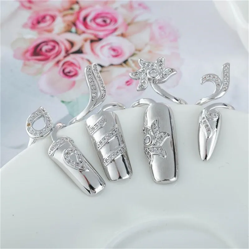 

Adjustable Finger Nail Art Color Finger Ring Women/Girl's Gifts Jewelry Trendy Rhinestone Nail Ring Crystal Fingertip Rings