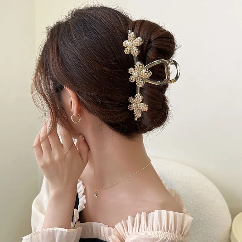

Винтажная заколка для волос из сплава с жемчугом и цветами головные уборы женские корейские элегантные заколки для волос Краб Акула модные ...