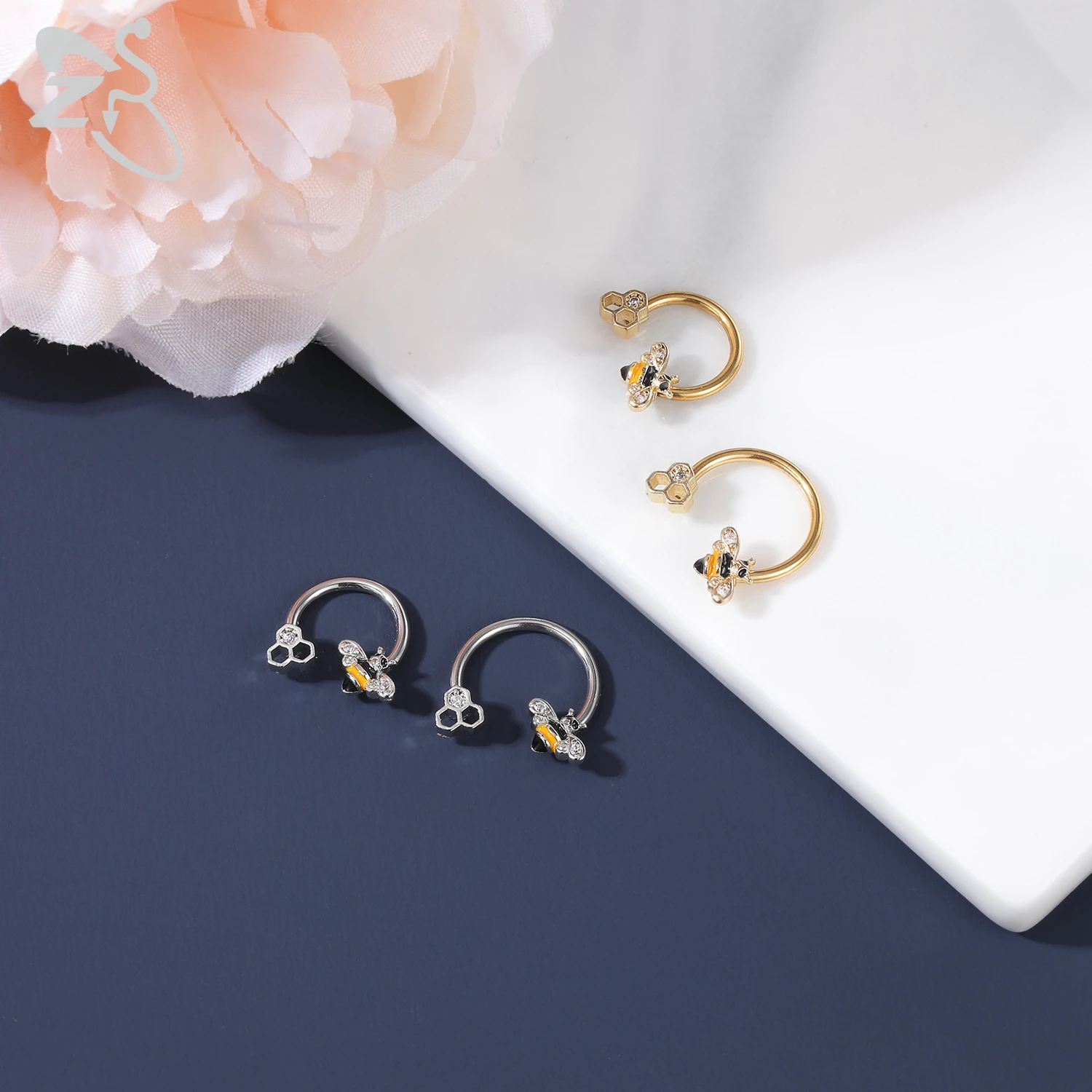 1 шт. кольцо для носа с Пчелкой 16 г |