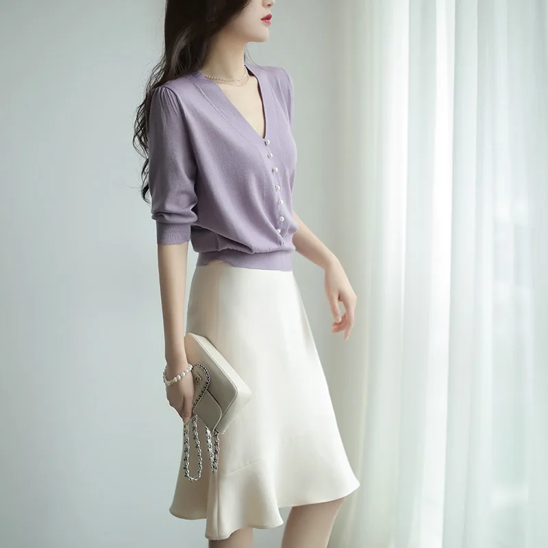 

Women's Summer Pullover Solid V-Neck Pearl Button Lantern Short Sleeve Sweater Knitted Fashion Casual Elegant Vintage Tops