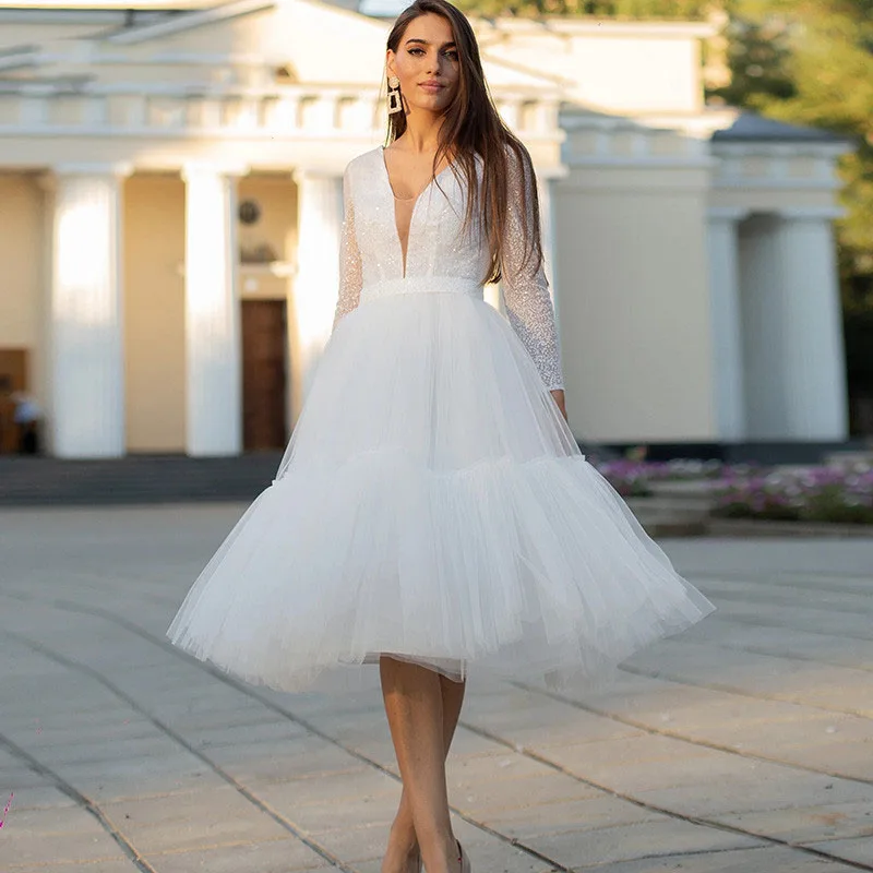 

Boho Short Wedding Dresses 2022 V-Neck Midi Length Lace Long Sleeves Beach White Ivory Sheer Illusion Vestido De Novia