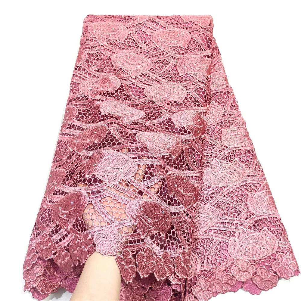 

Новейшая африканская кружевная ткань высокого качества, Водорастворимая, сиреневое золото, нигерийский гипюр, кружевная ткань с камнями дл...