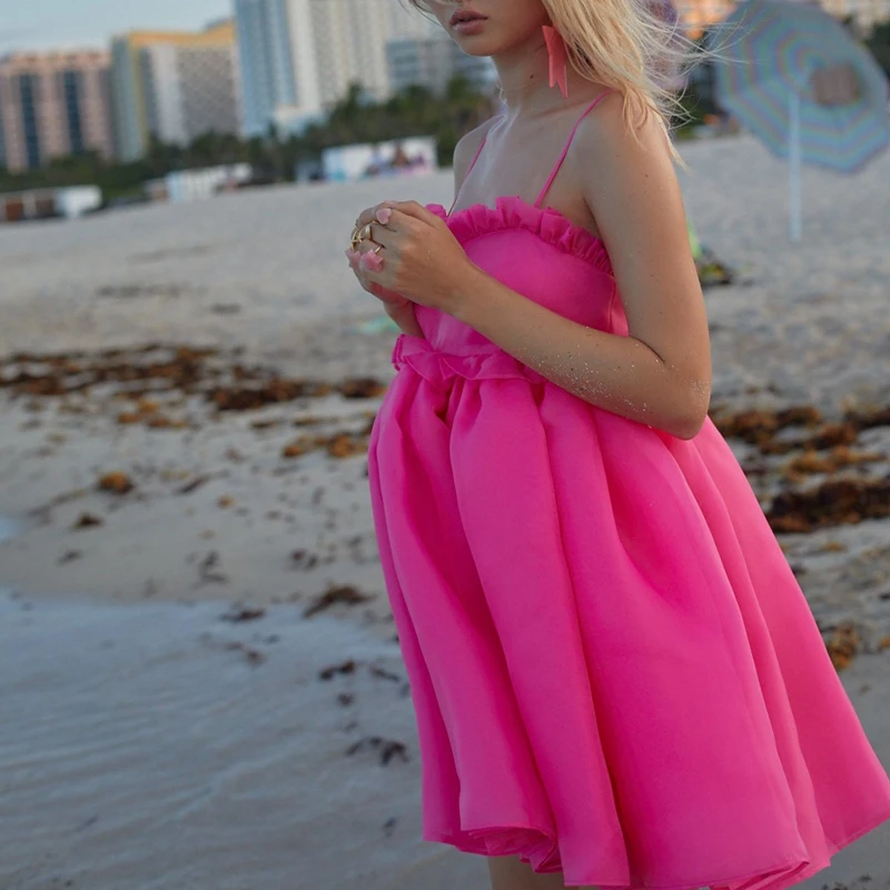 Женское летнее платье с открытой спиной милое мини-платье оборками элегантное