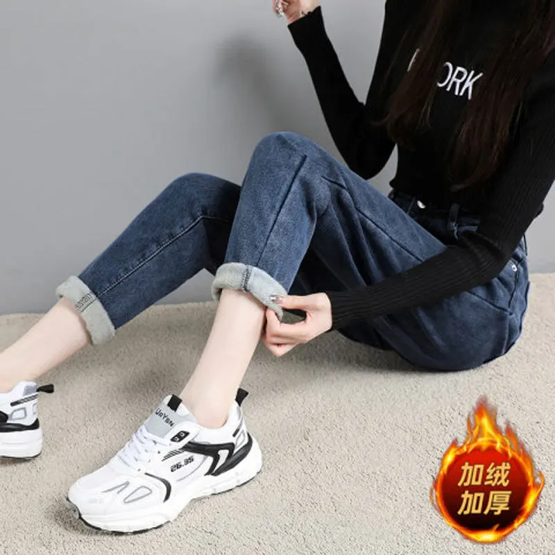 

2022 Warm Plush Jeans Lady Thicken Fleece Students Winter Women Jeans Snow Pants Female Blue Gray Trousers