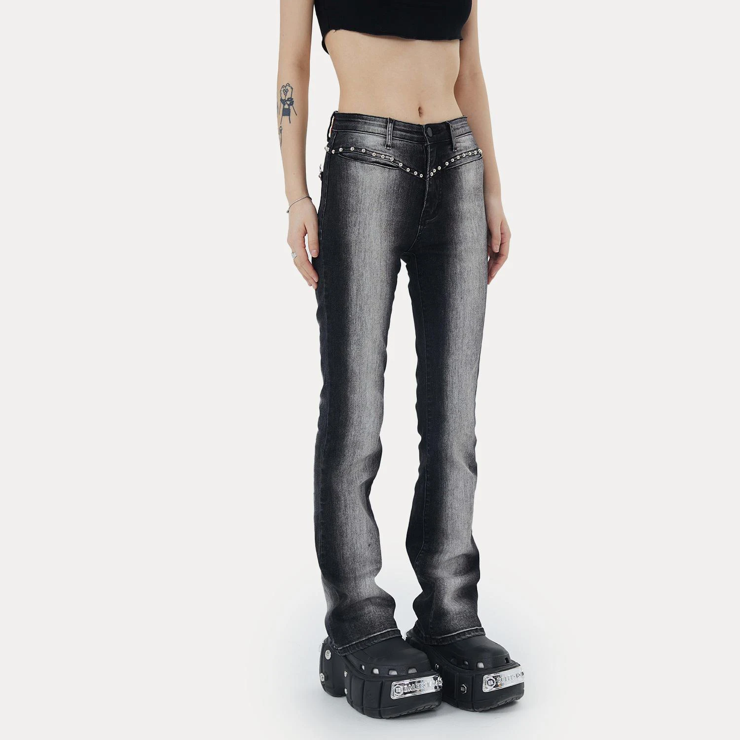 

Джинсы женские потертые в стиле ретро, повседневные облегающие брюки из денима, с бусинами, белого цвета, для ранней осени