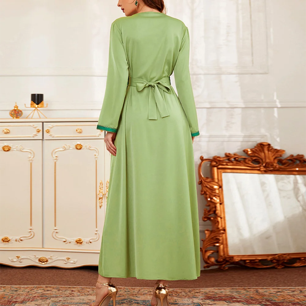 Middle East Long Embroidery Simple Design High Qulaity Abaya Kaftan Dresses