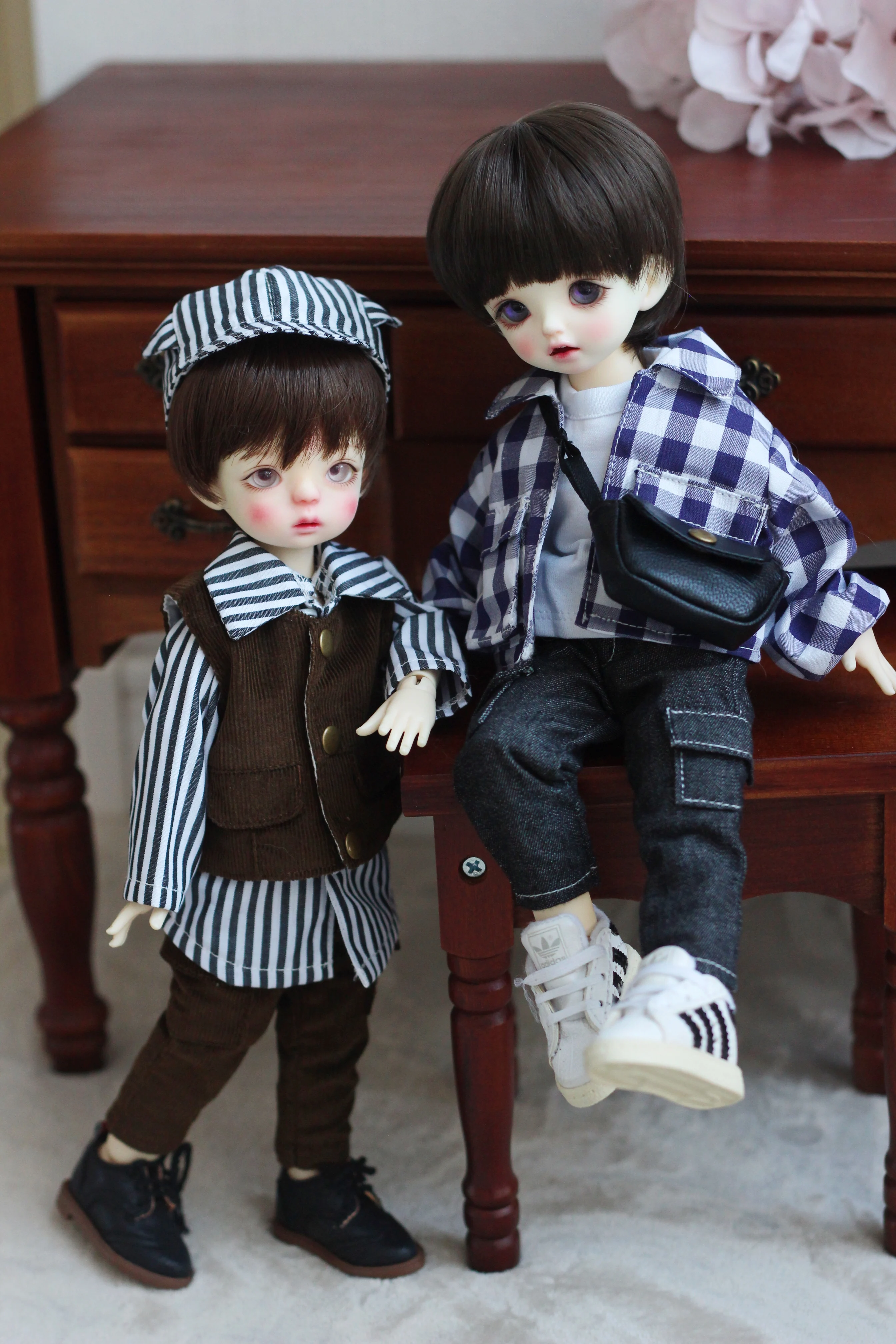 

Bjd6 pointsbaby suit HAT + Vest + shirt + pants in two colors