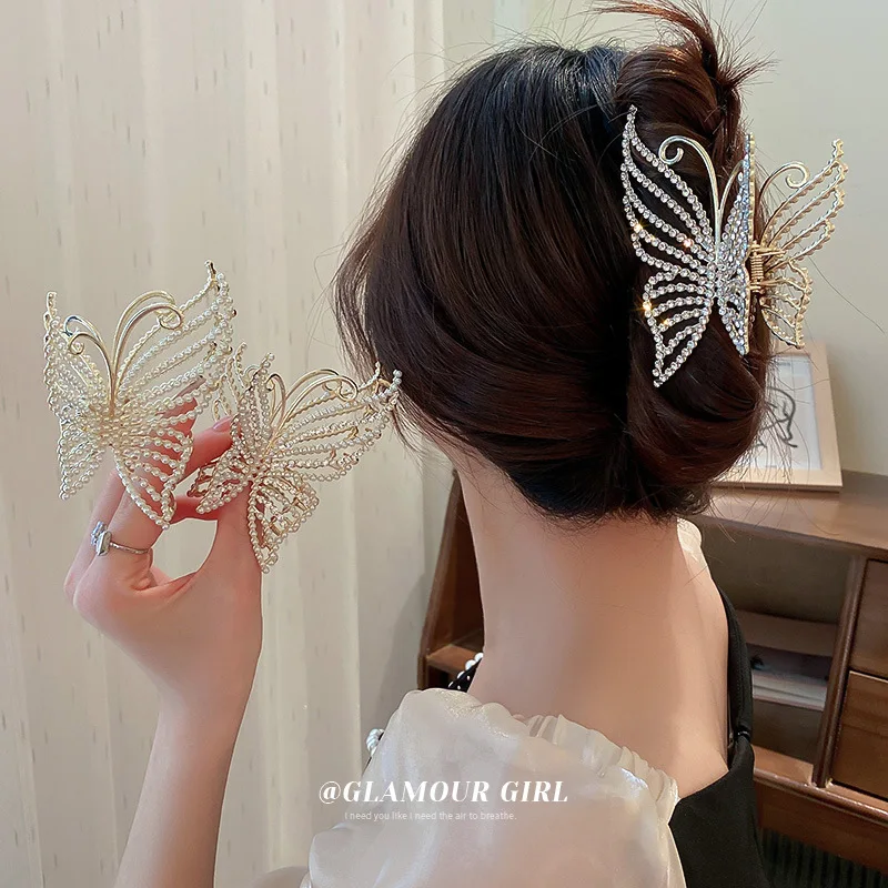 

Diamond-encrusted Pearl Butterfly Hairpin Grasp Clip Internet Celebrity Fashion Distinctive Head Shark Retro Elegant