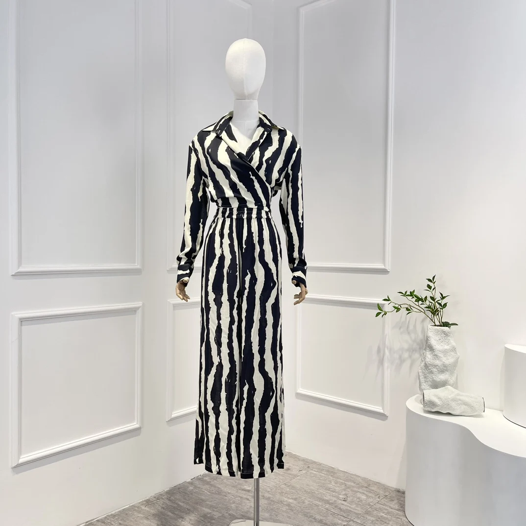 

High Quality Two Piece Sets Womens Outifits Zebra Striped Modern New Fashion Top and Pants for Elegant Ladies