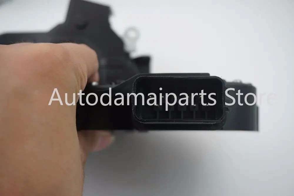 

Car Door Lock for Land Rover Range Rover Left and Right Rear Door Car Door Lock Machine Lock Block Lr071650 Lr011303