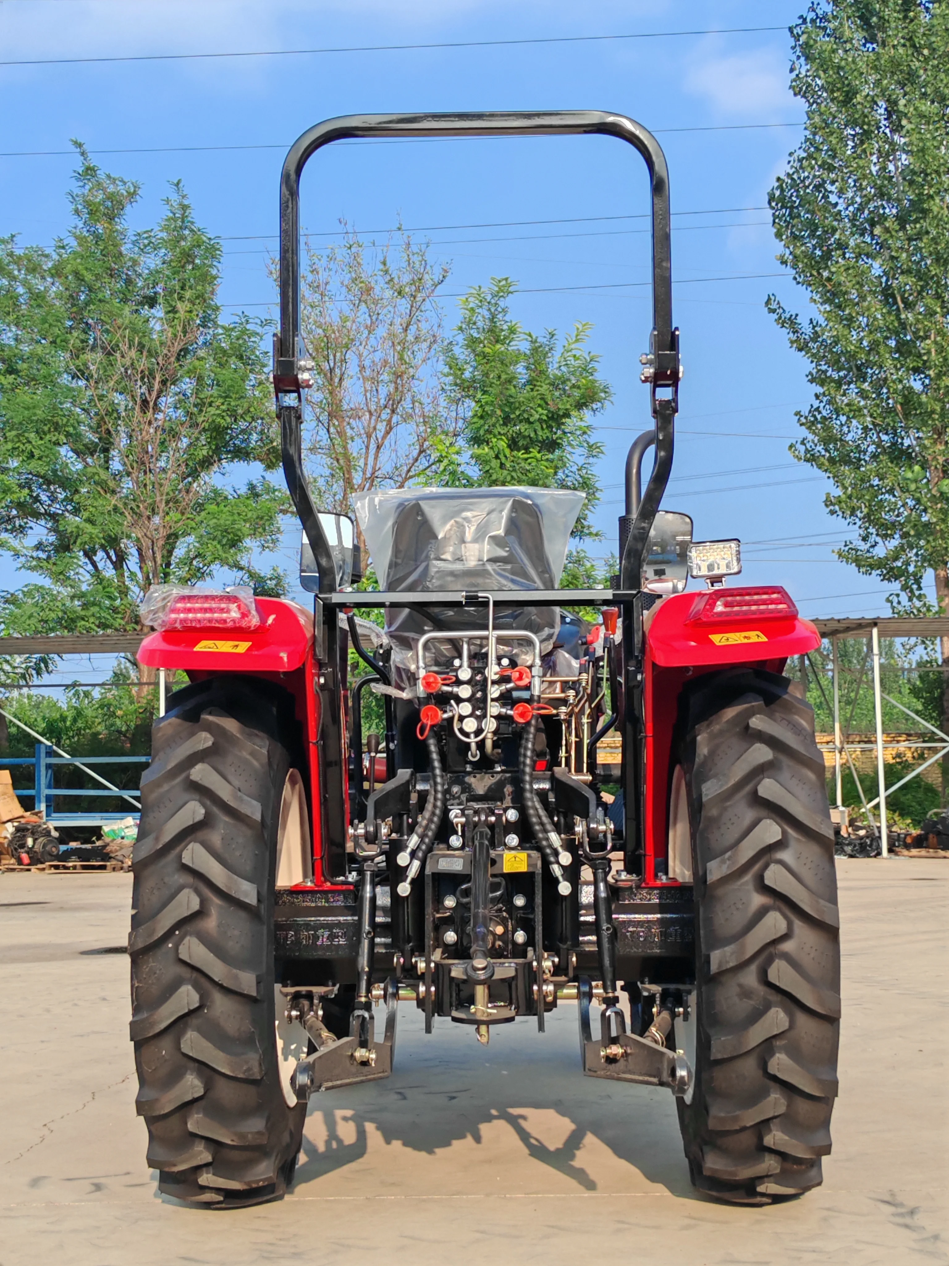 Компактный сельскохозяйственный трактор 4WD с 8+2 передачами, 25405060 л.с., стандарт выбросов EPA Euro 5, мини-трактор для малых фермерских хозяйств (art.: 3920dca90ec1e) - 3920dca90ec1e