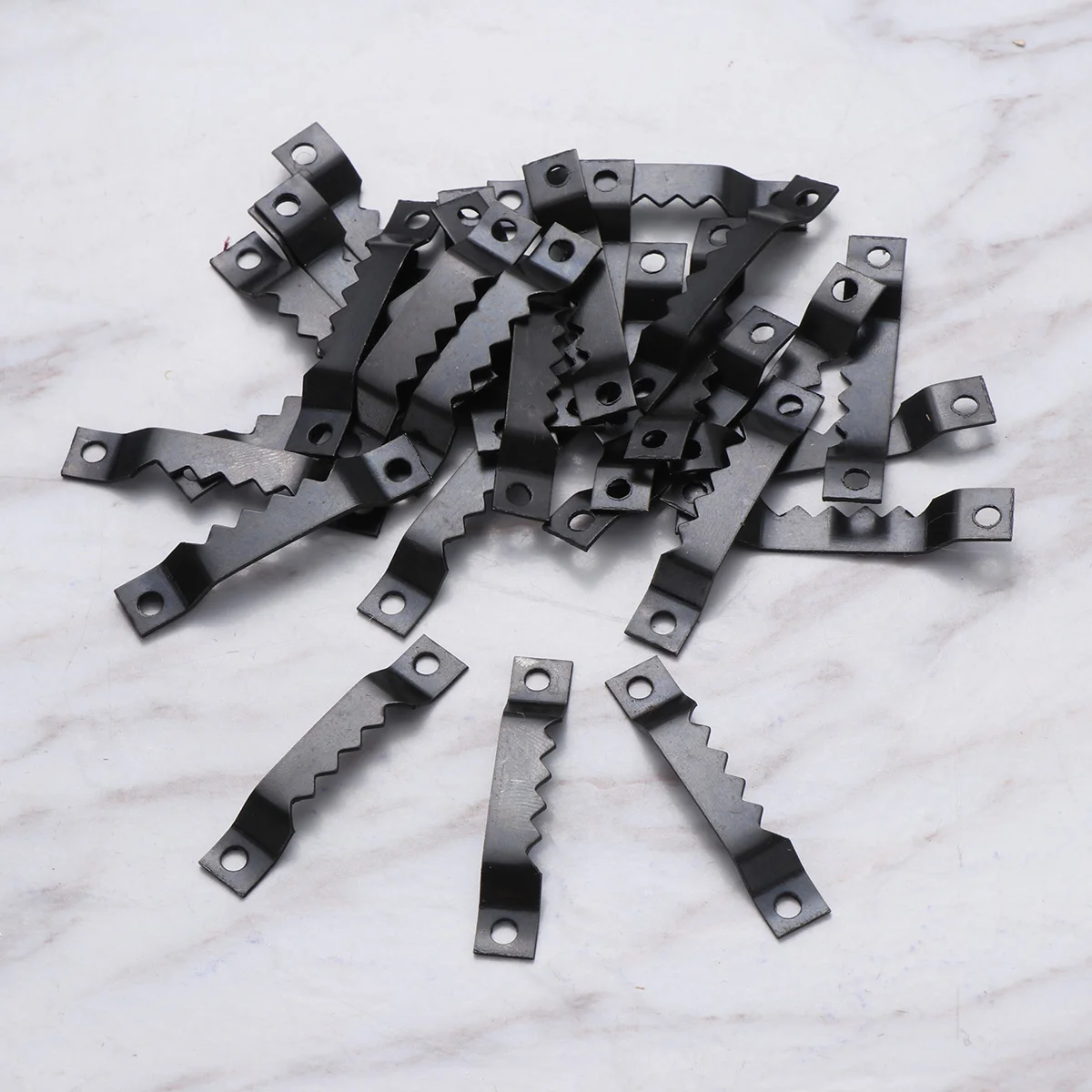 

Picture Frame Hanging Hangers Hooks Sawtooth Hanger Photo Wall Hook Pin Clip Cleat Knob Metal Screw Painting Decorative Heavy